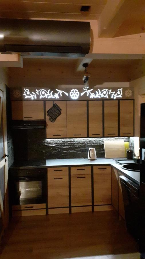 Chata Nad Termami Dzianisz Luaran gambar