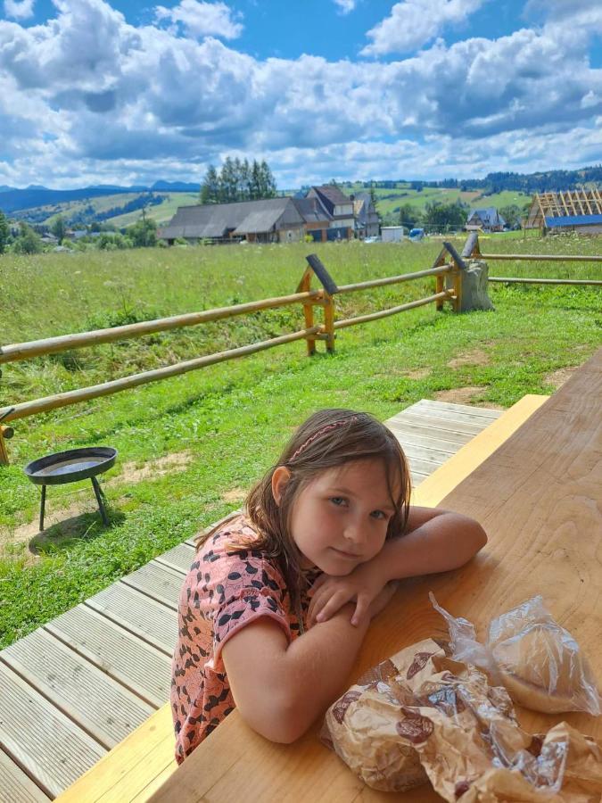 Chata Nad Termami Dzianisz Luaran gambar