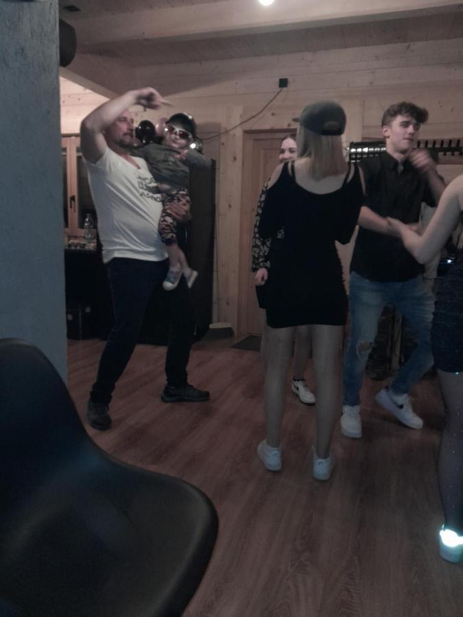 Chata Nad Termami Dzianisz Luaran gambar